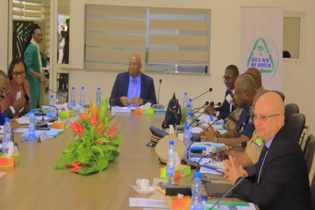 Libreville : Premier Conseil d’Administration Extraordinaire de Clean Africa sous la Présidence d’Alexandre Désiré TAPOYO.