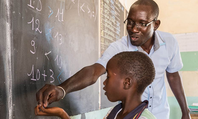 Éducation Nationale : La publication des listes de recrutement des enseignants scientifiques se fait attendre.