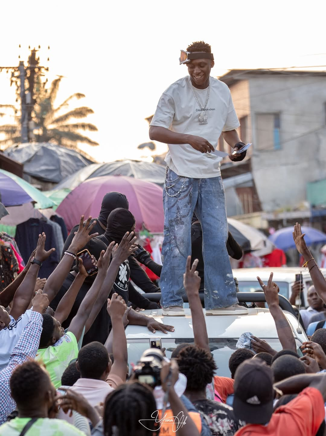 L’Oiseau Rare en tournée Inter Quartier à Libreville avant son concert événement du 21 Décembre