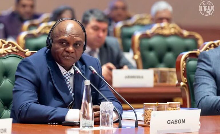 Le Gabon Trace sa Route vers l’Avenir Numérique au Global Standards Symposium 2024 à New Delhi