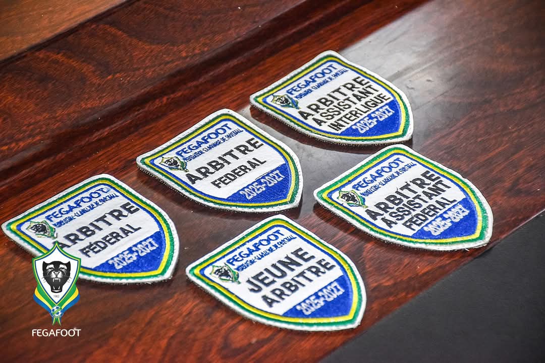 Remise des Badges aux Arbitres Internationaux et Nationaux de Football au Gabon