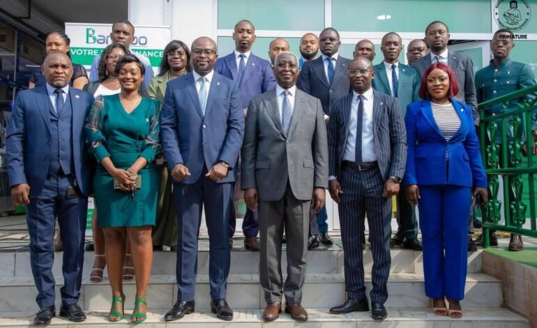 Le Premier Ministre Inaugure la Nouvelle Agence de Microfinance Bamboo au PK 12