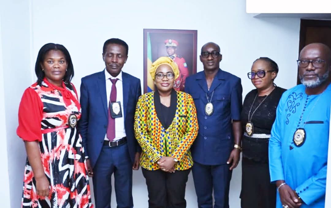 Rencontre entre les Aumôniers de l’USCIA et le Ministre des Affaires Sociales du Gabon, Nadine Nathalie AWANANG Epse ANATO