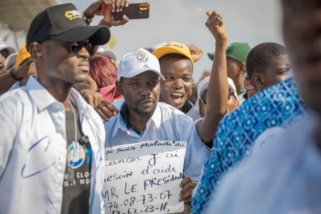 Urgent : Un cri d’alarme poignant lors du meeting de Brice Clotaire Oligui Nguema au Stade de l’Amitié
