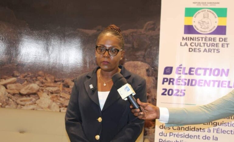 Le Ministre de la Culture et des Arts visite la Commission d’évaluation linguistique des candidats à la présidentielle de 2025