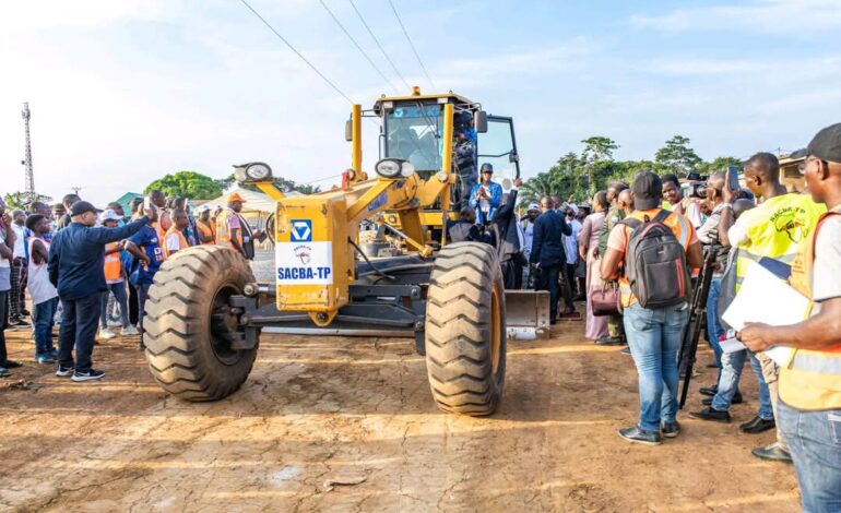 Province/Infrastructures routières: Lancement des travaux du tronçon routier Makokou – Okondja.