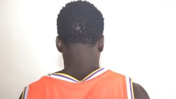 Port-Gentil : Le jeune Rony Razougué, alias Caballero, incarcéré pour incitation à la violence