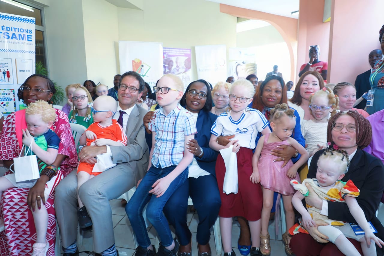 Clôture du Colloque international sur les enfants à besoins éducatifs particuliers : un acte fort en faveur des enfants atteints d’albinisme