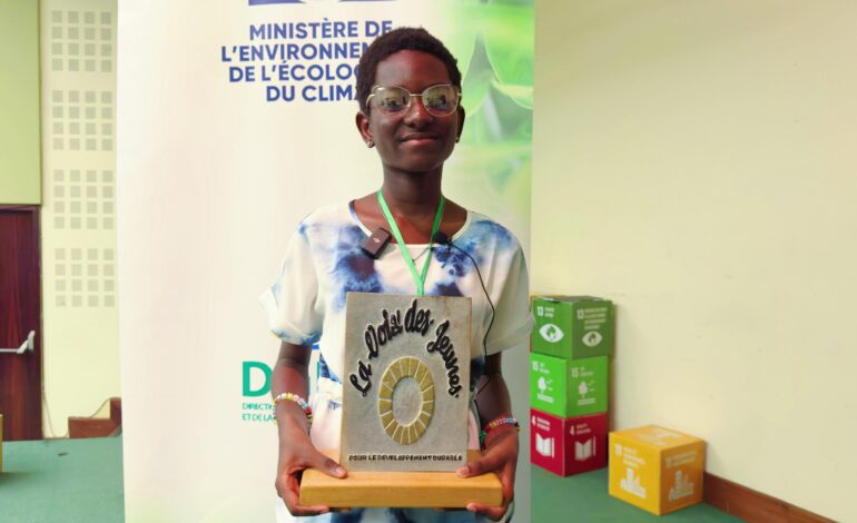 SME : Cyriane Auréole NGANDOU DIVOUVI sacrée championne du Concours nationale d’éloquence 2025