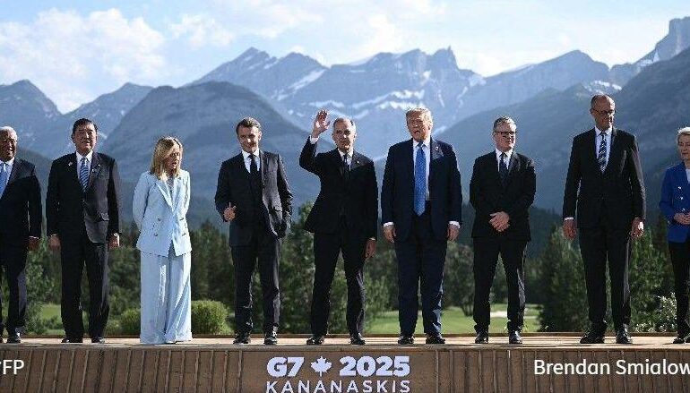 G7: Donald Trump tacle Emmanuel Macron
