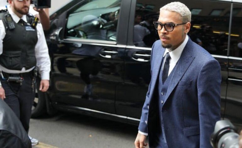 Justice: Chris Brown plaide non coupable