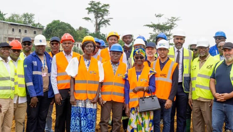 Philippe TONANGOYE en visite surprise sur trois sites énergétiques clés du Grand Libreville