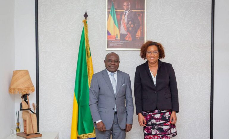 Renforcement de la Coopération Gabon – USA : L’Ambassadeur des États-Unis en Audience avec le Ministre Philippe TONANGOYE
