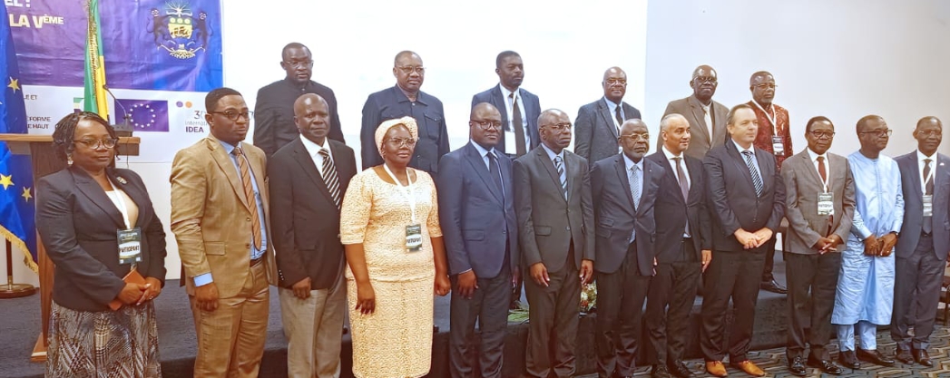 Clôture à Libreville du séminaire sur la réforme structurelle et le renouveau institutionnel : Vers la 5e République