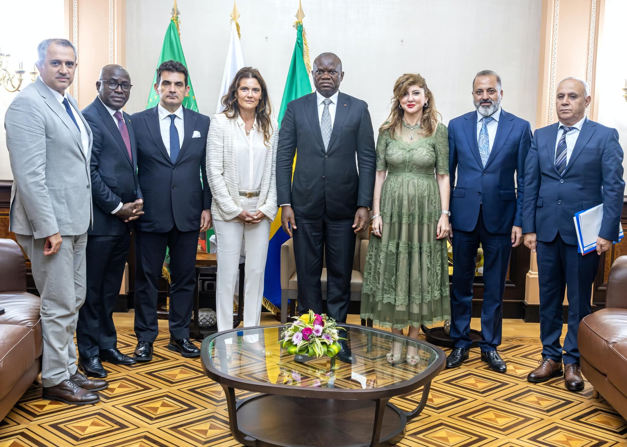 Cinq ponts stratégiques bientôt construits au Gabon : le Président Oligui Nguema reçoit le groupe GÜLSAN