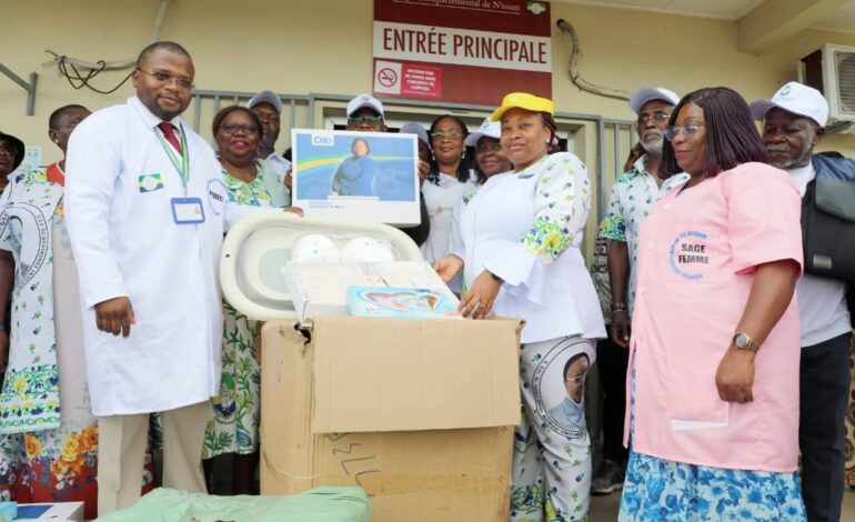 Ntoum : 50 kits remis aux mamans et nouveaux-nés de l’hôpital régional
