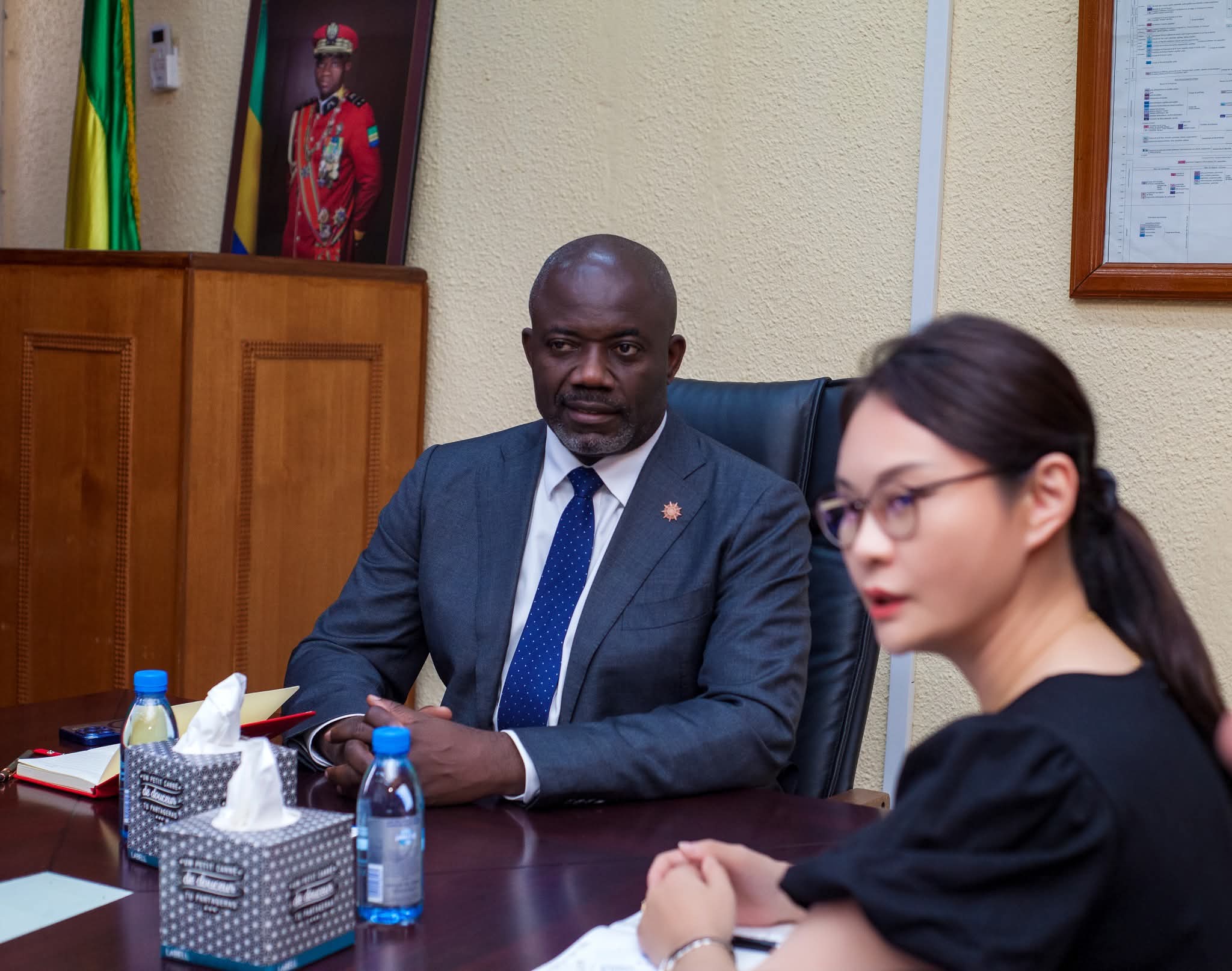 Des investisseurs chinois prêts à booster la transformation du manganèse au Gabon