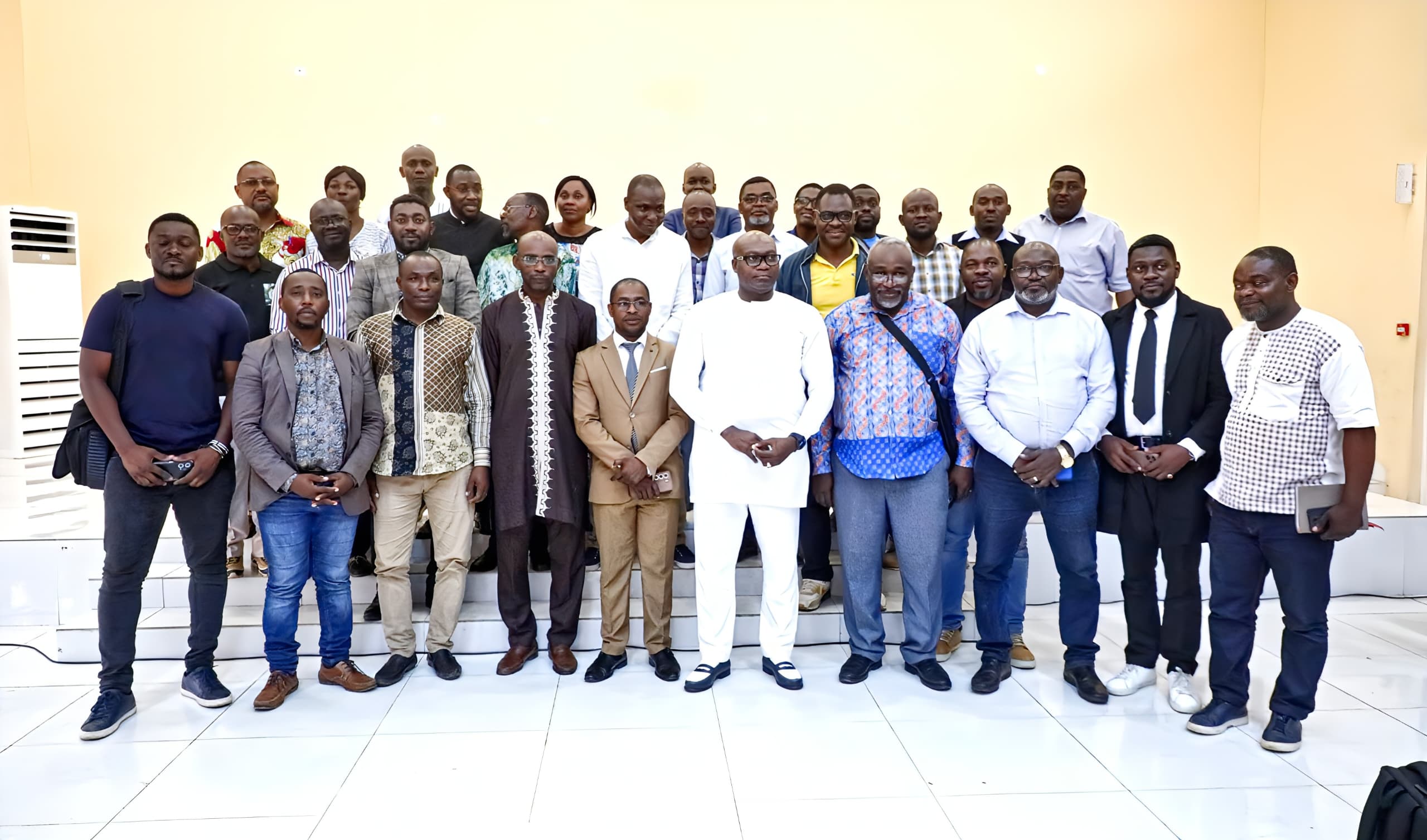 Clôture de l’atelier  de formation des formateurs à  la mise en œuvre de L’APC  au secondaire et à l’utilisation des manuels collections CONCORDE  6e .