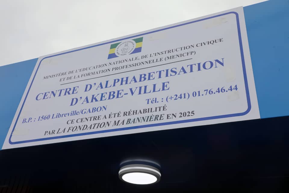 Akébé Ville : la Première Dame et la Fondation Ma Bannière offrent un nouveau souffle à l’alphabétisation