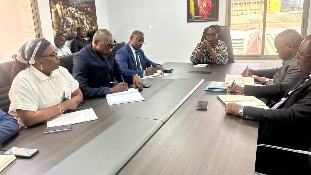 Relance du National Foot : la ministre des Sports réunit les acteurs clés