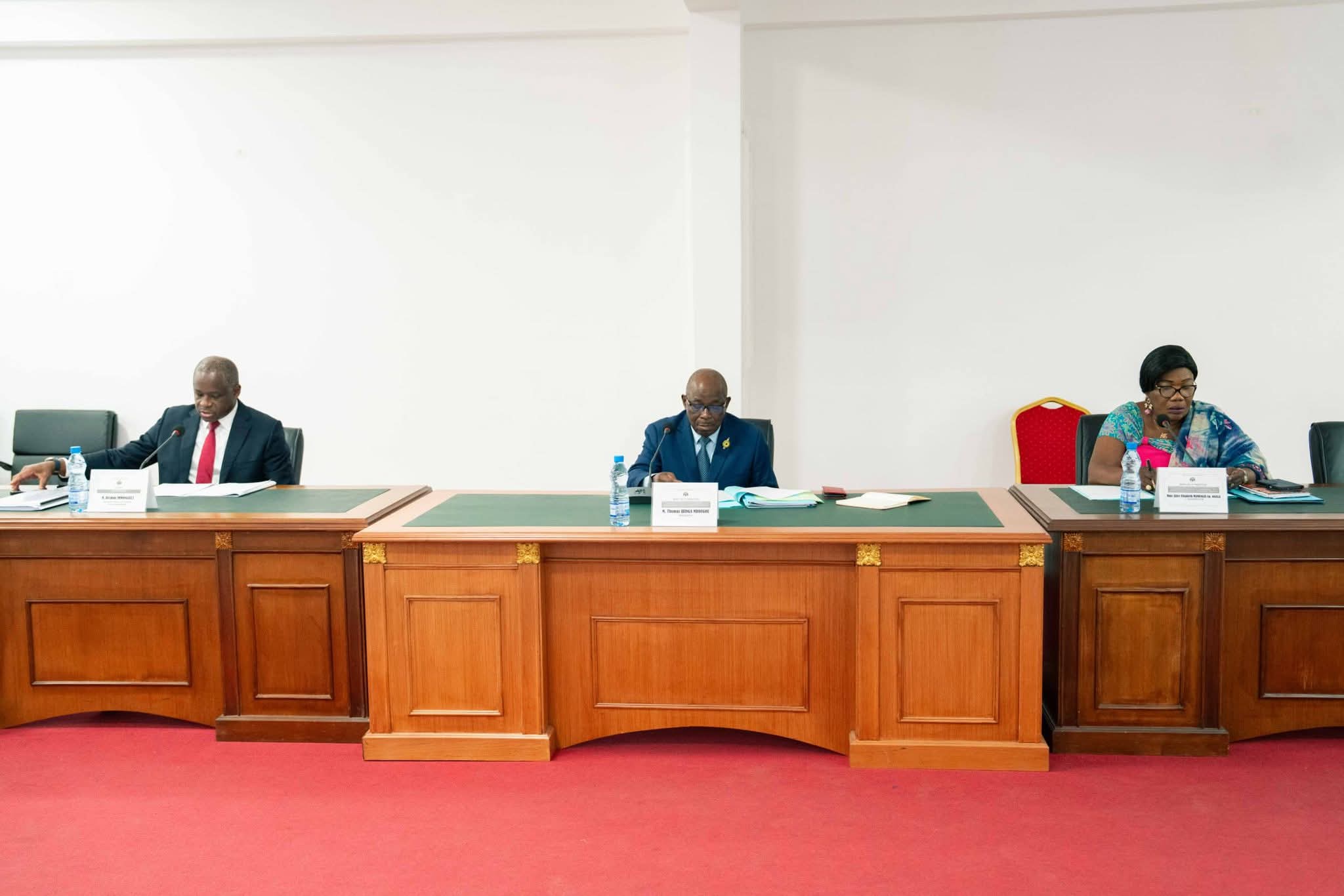 Décentralisation : Le ministre Hermann Immongault défend le projet de loi devant le Sénat de la Transition