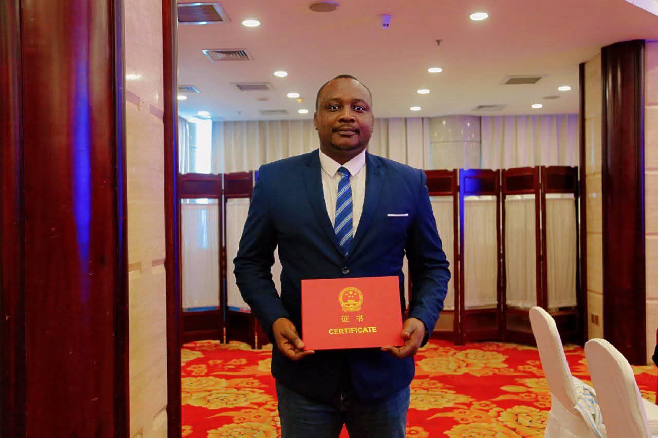 APIC Gabon : Abel EYEGHE élu président lors d’une Assemblée Générale Extraordinaire