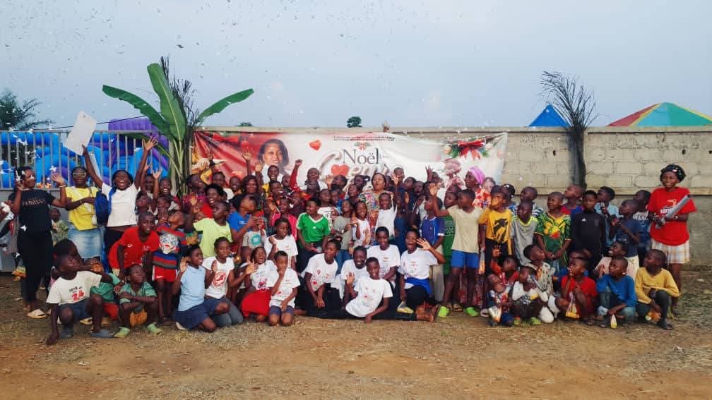 NTOUM : Le Village de Noël des Cœurs Joyeux célèbre avec succès sa 2e journée de festivités