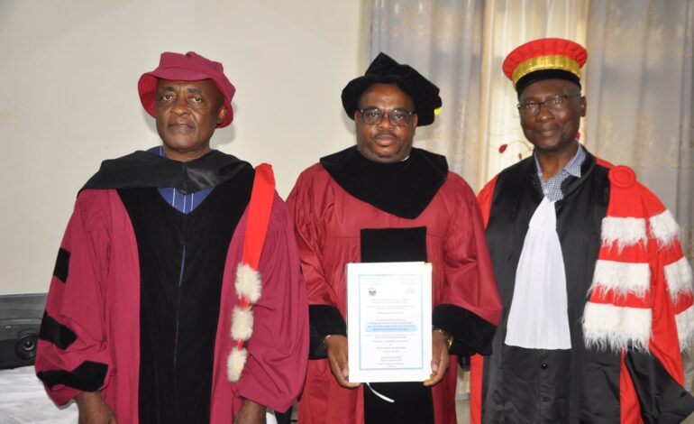 Doctorat décroché avec brio : Fernand ANGOUE OBAME s’illustre par une Mention Très Honorable