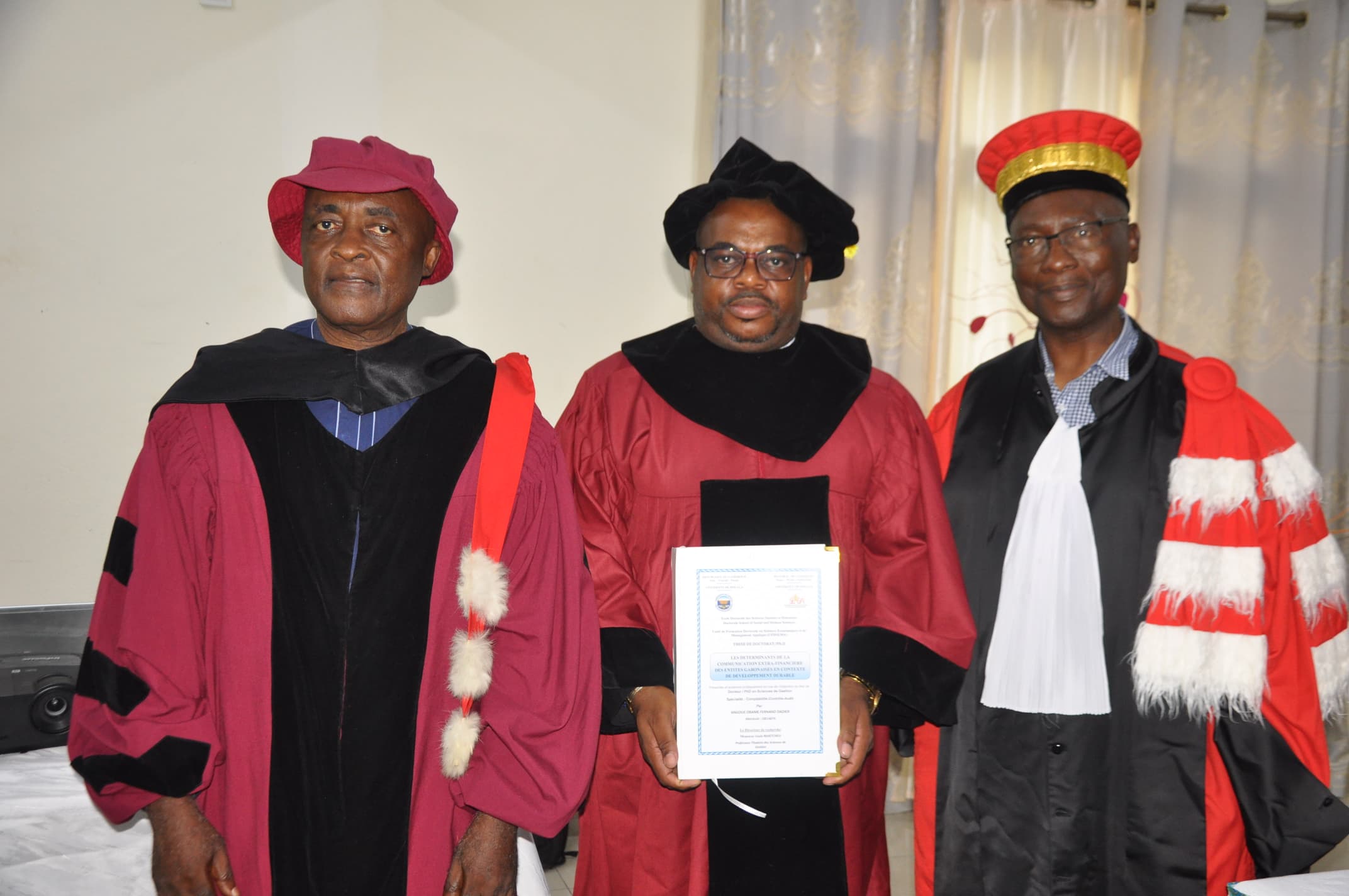 Doctorat décroché avec brio : Fernand ANGOUE OBAME s’illustre par une Mention Très Honorable