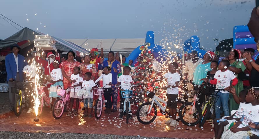 NTOUM : L&rsquo;honorable Camélia Ntoutoume Leclercq ouvre la 5e Édition de Noël des Cœurs Joyeux
