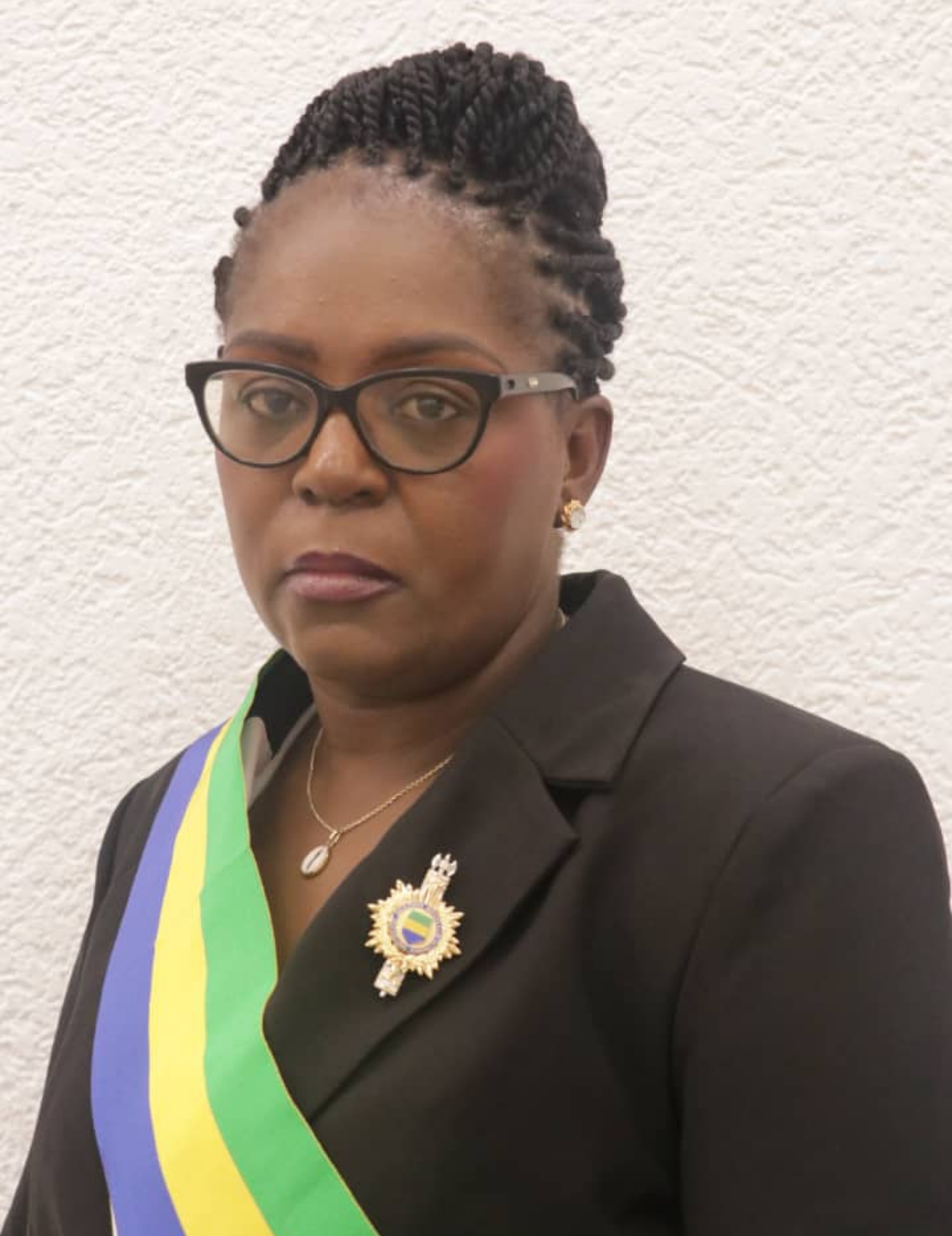 Noël 2025 : L’honorable Dr Armande LONGO épouse MOULENGUI adresse un message de paix, d’unité et d’espérance aux familles gabonaises