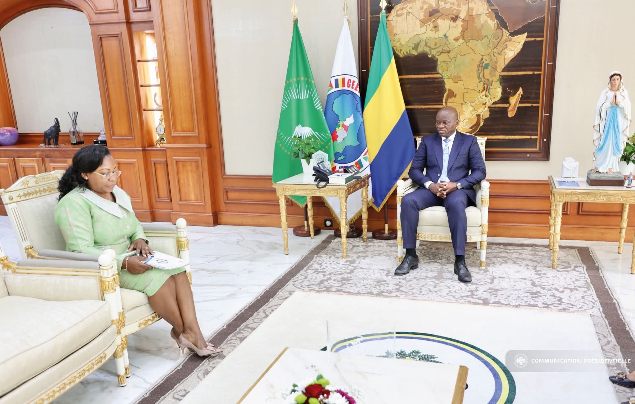 Audience : Le Chef de l’État et la Présidente du Sénat en phase sur le développement local