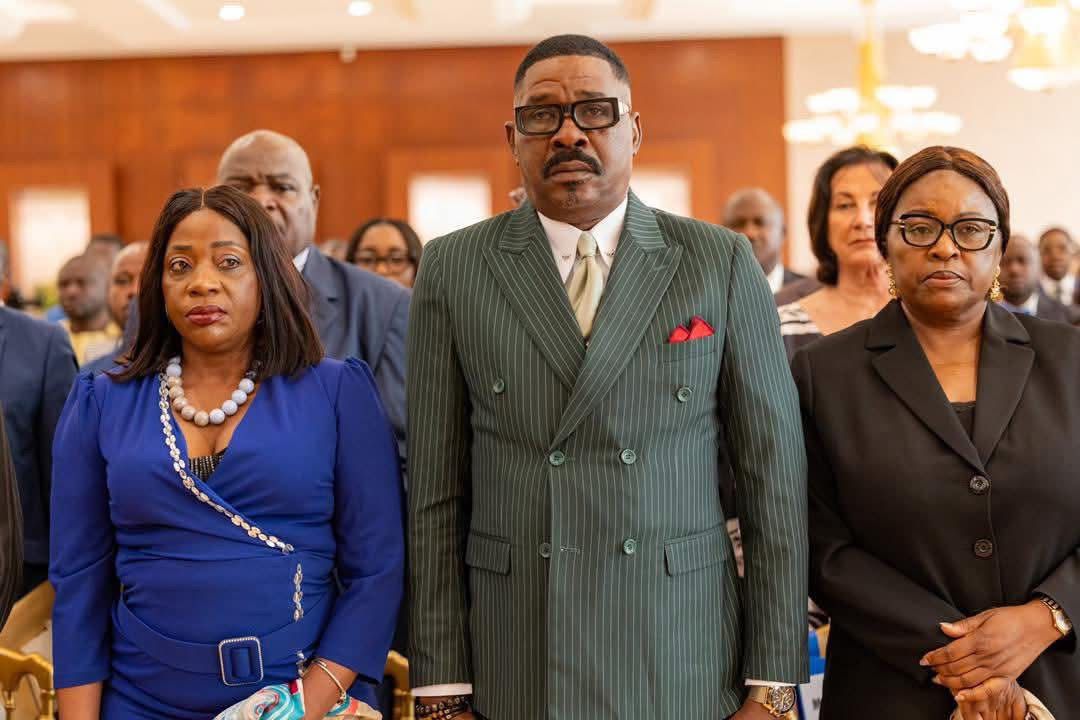 Gabon : La presse nationale présente ses vœux au couple présidentiel