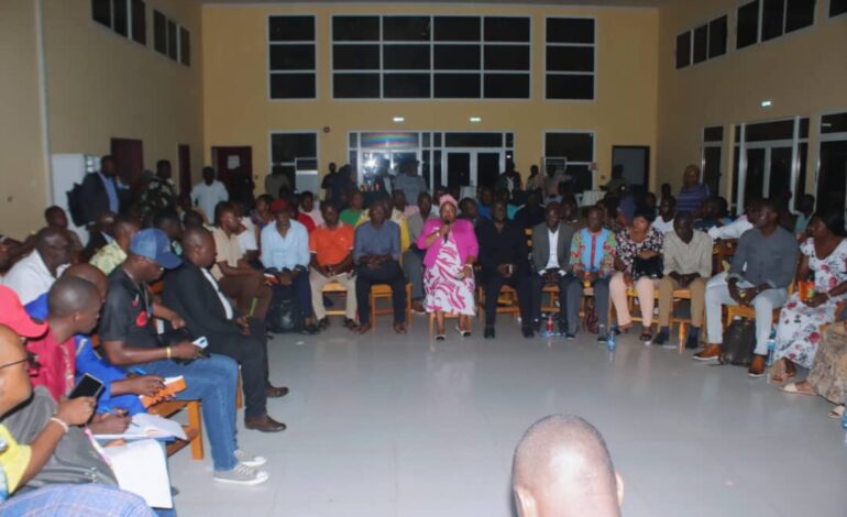 Grève des Enseignants : le Gouvernement et SOS Éducation ouvrent des négociations pour une sortie urgente