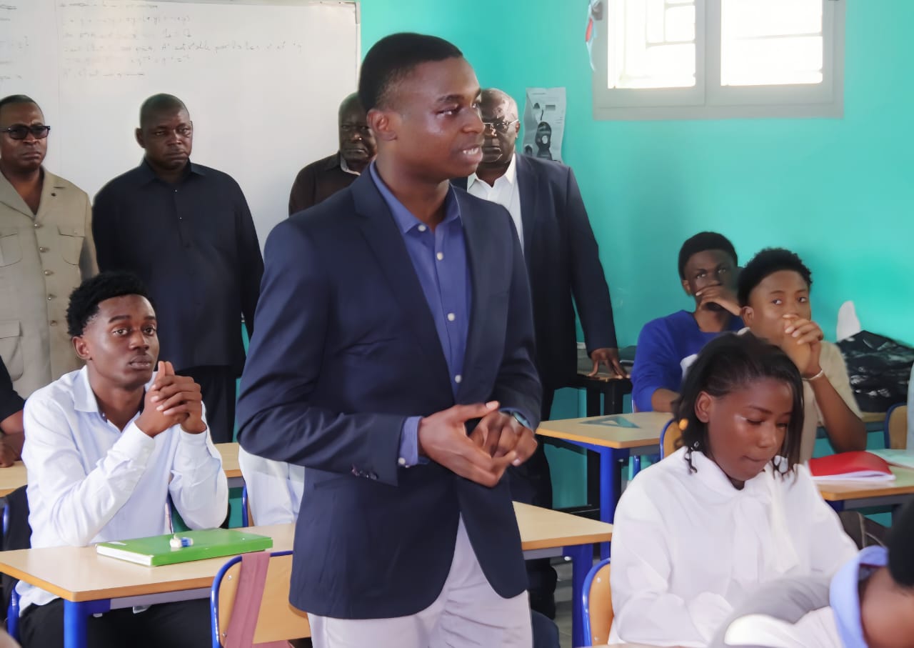 Concours des Grandes Ecoles d’Ingénieurs : Camélia Ntoutoume Leclercq sauve l’inscription des élèves de Maths-Sup avant la date butoir