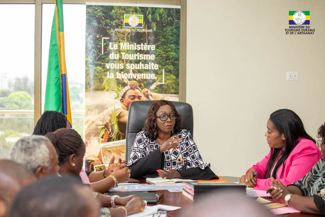  Le Ministère du Tourisme et de l’Artisanat à l’écoute des partenaires sociaux