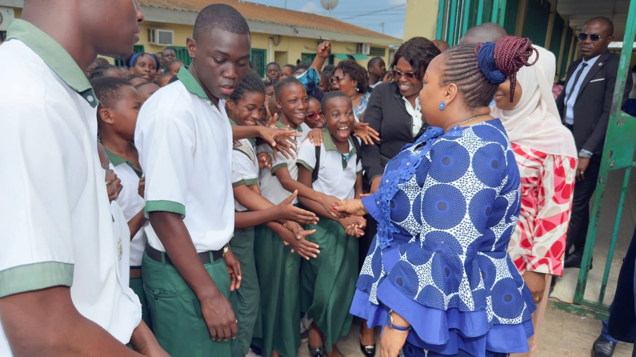 Visite Immersive : La ministre d&rsquo;État renforce le dialogue au Lycée Islamique Mohamed Arissani