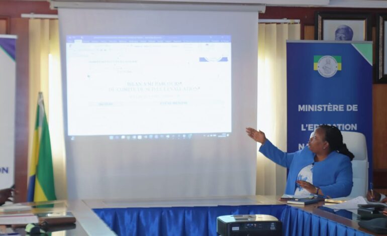 Grève des Enseignants : Le 25 Février sous haute attente, l’État promet des régularisations effectives et un rattrapage en mars