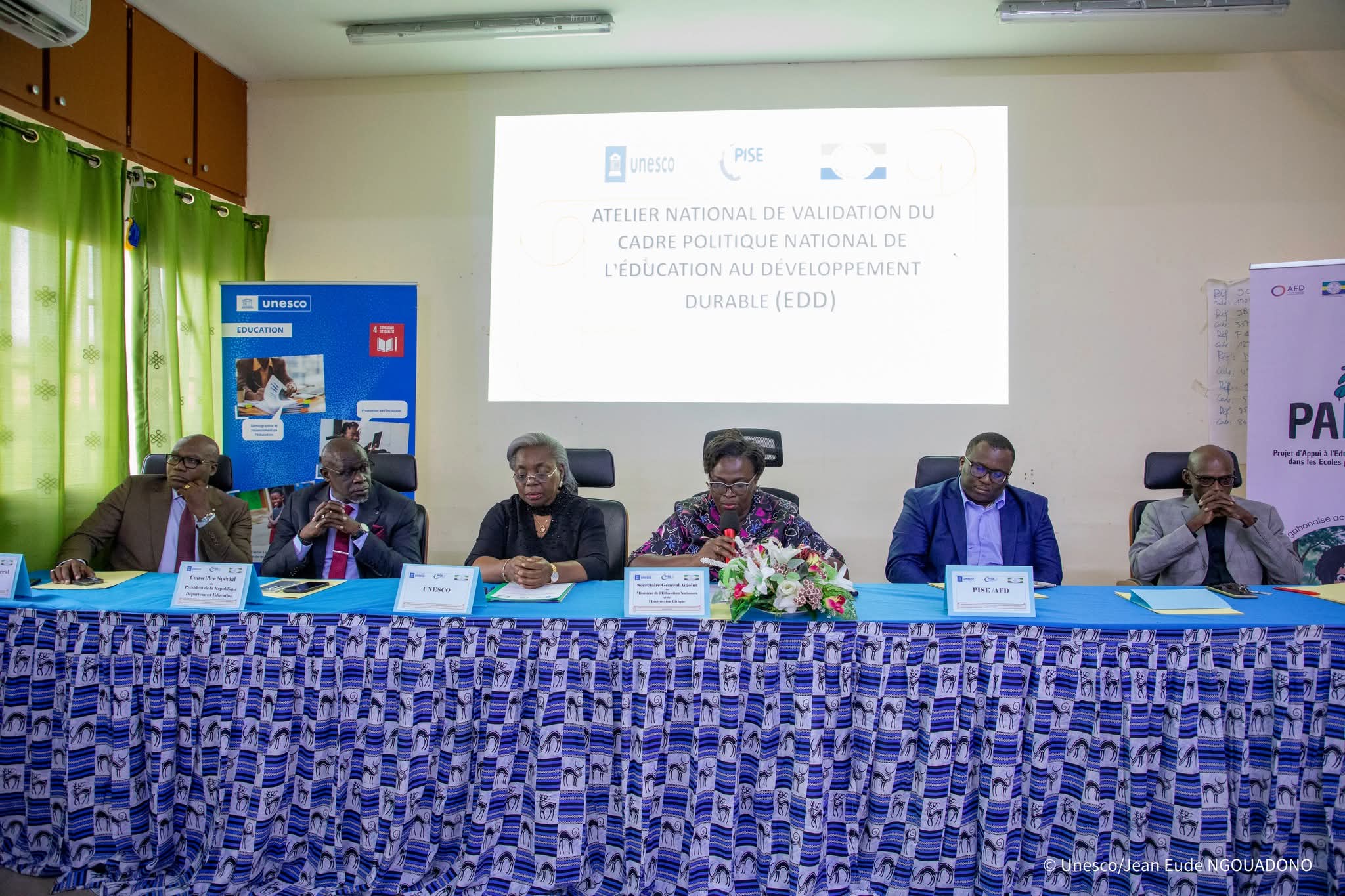 L’UNESCO Renforce l’Éducation au Développement Durable au Gabon