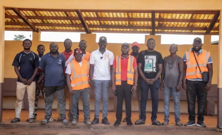 Mouila : Des abris bus scolaires remis à neuf pour le bien-être des élèves