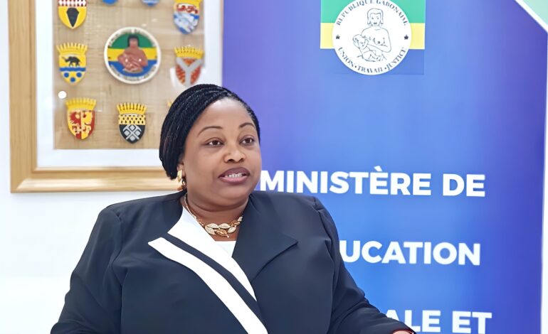 Gabon : Journée Nationale de l’Enseignant 2026 – Cours suspendus ce 23 Mars, reprise le 24 pour célébrer les bâtisseurs du savoir