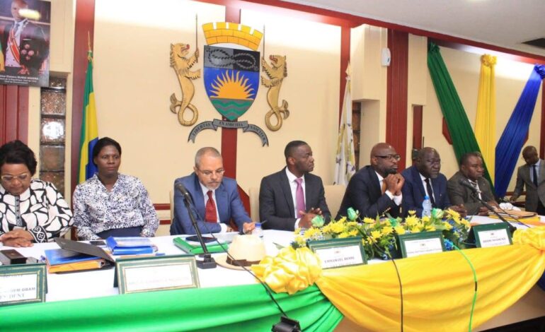 Libreville : Le budget municipal 2026 rejeté à une écrasante majorité