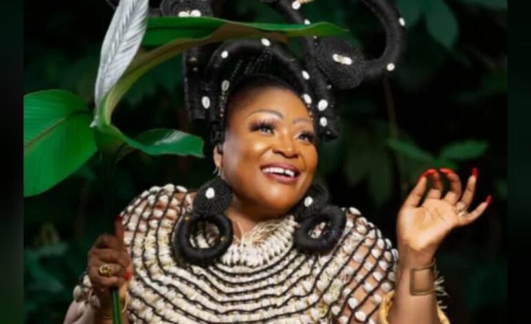 Culture : Amandine “La Reine d’Empire” sacrée aux SCIEDIE Awards Acte 5