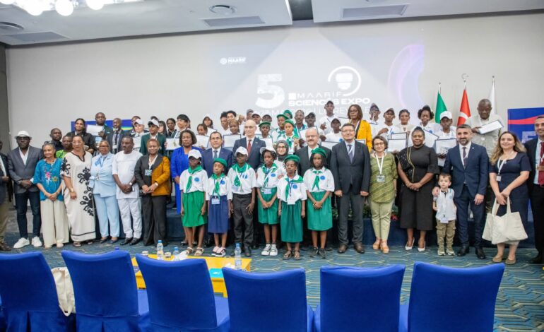 Éducation : L&rsquo;UNESCO plaide pour une IA au service de l’humain à Libreville