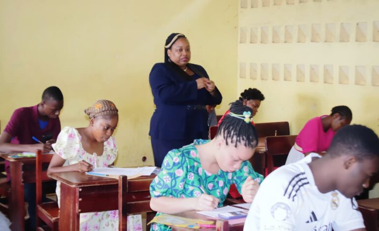 BEPC 2026 : Camélia Ntoutoume Leclercq lance les épreuves à l’ENSET B sous le signe de l’éducation inclusive