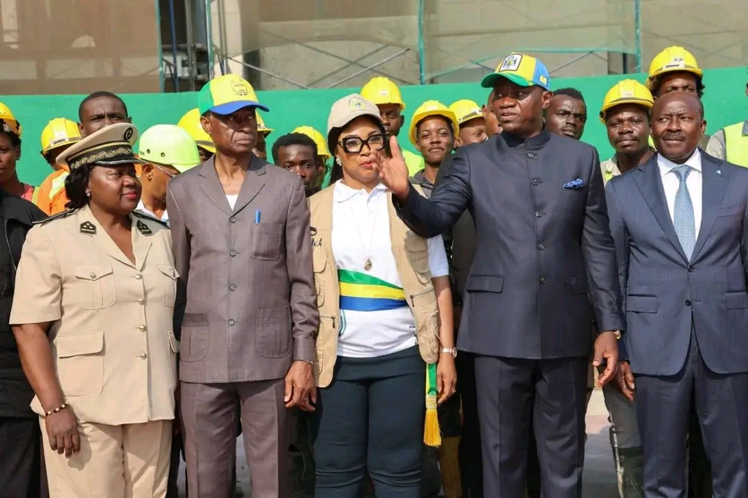 Grand Libreville : Entre chantiers et doléances, Eugène Mba accompagne le Chef de l’État