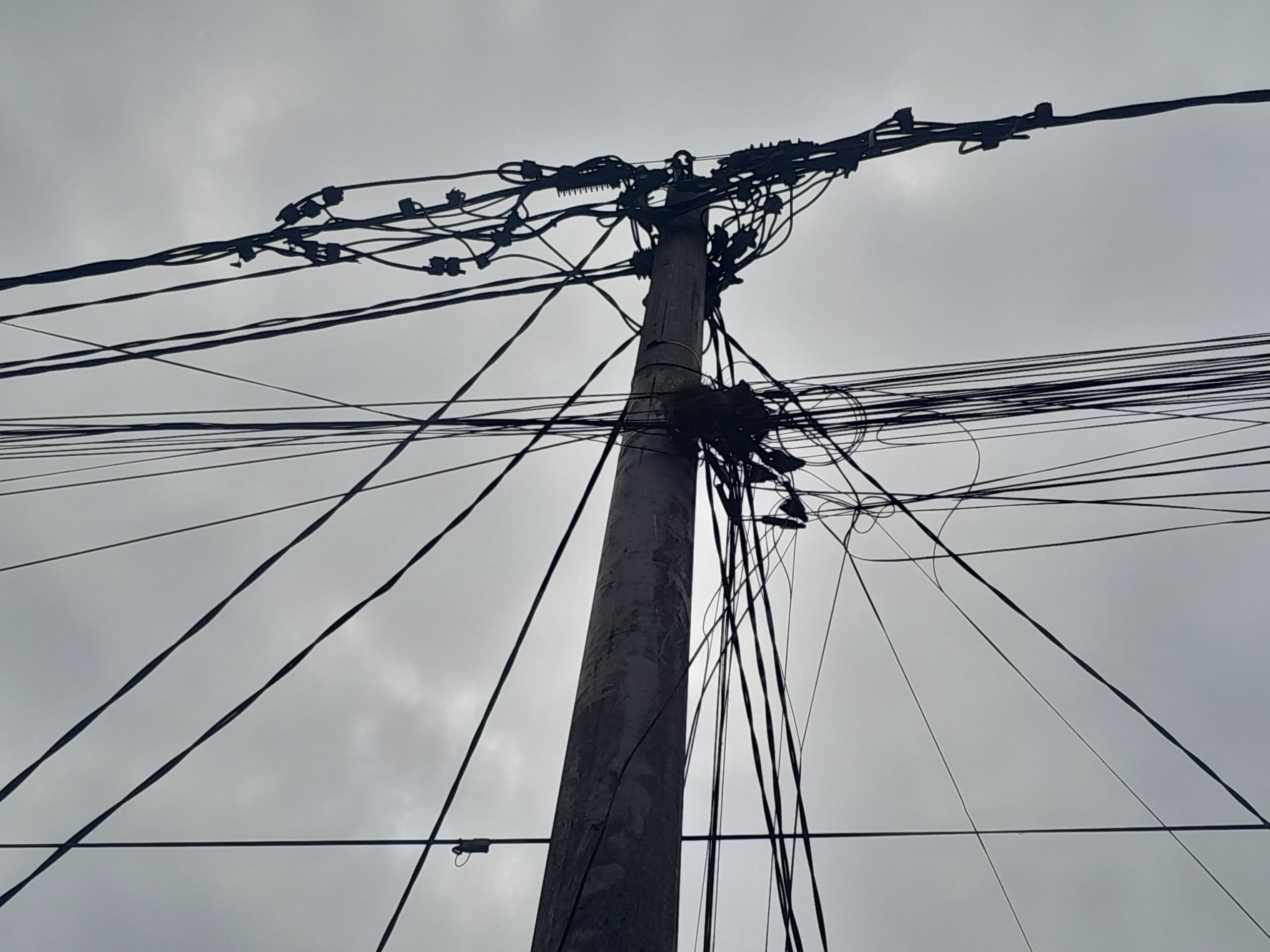 Coupure d&rsquo;électricité ce dimanche : plusieurs quartiers de Libreville et Owendo privés de courant pendant neuf heures