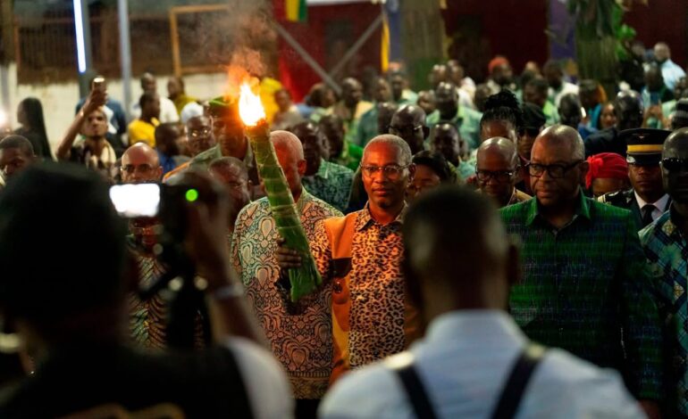 Gabon: Paul Ulrich Kessany allume la flamme du coup d’envoi de la 15 ème édition de la fête des cultures