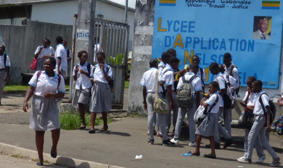 Lycée Nelson Mandela : La rentrée sous le régime de la rame de papier et de la boîte de craies