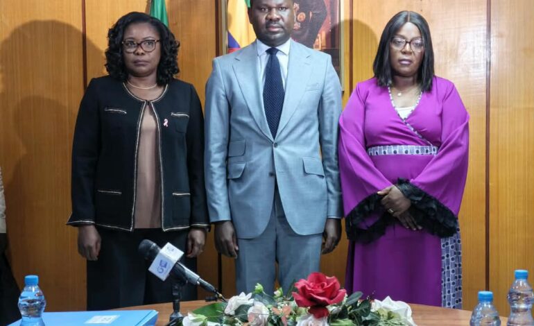 Nouveau Gouvernement : Raïssa Nana prend ses fonctions